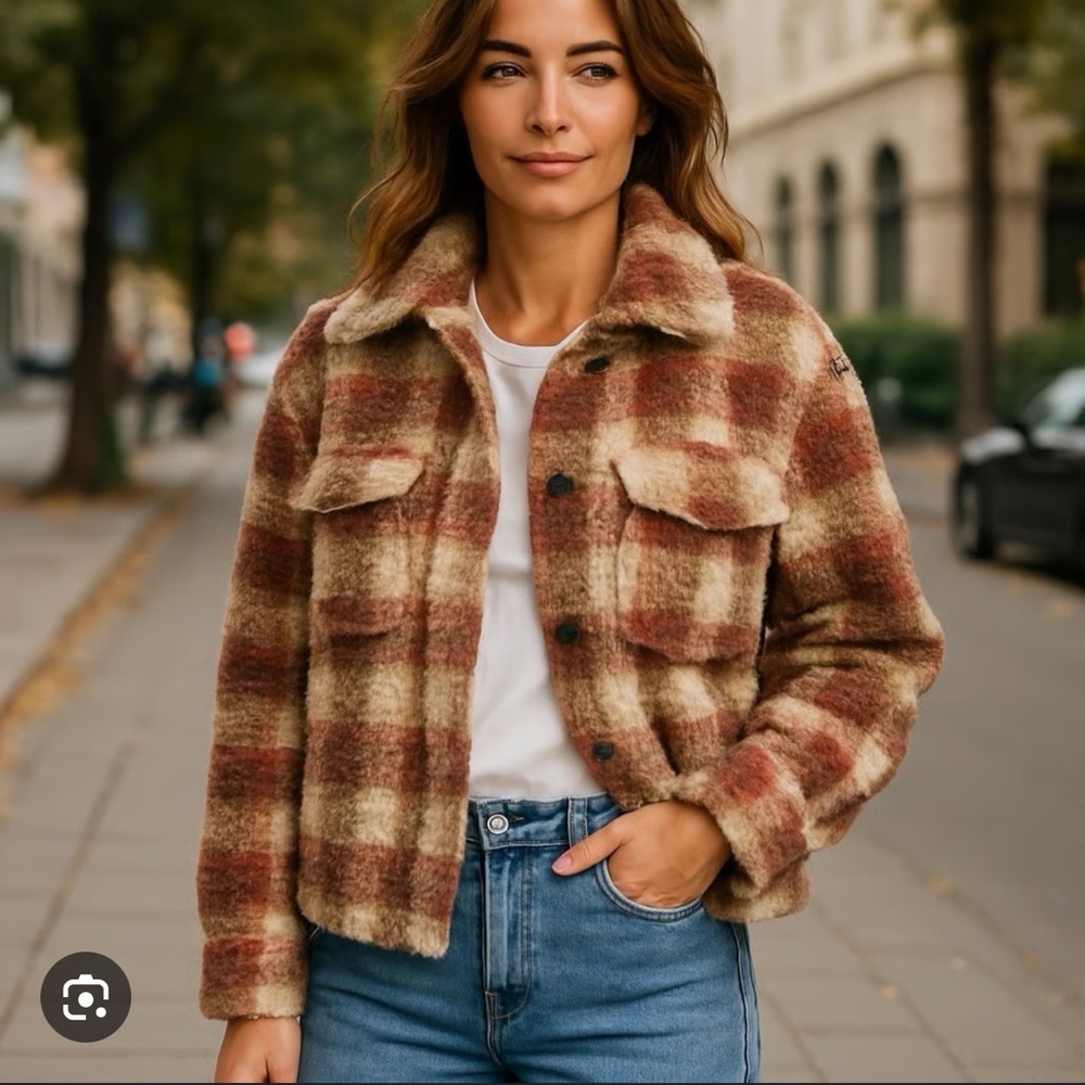 Avec Les Filles Faux Sherpa Teddy Trucker Shacket Plaid Pink/Brown